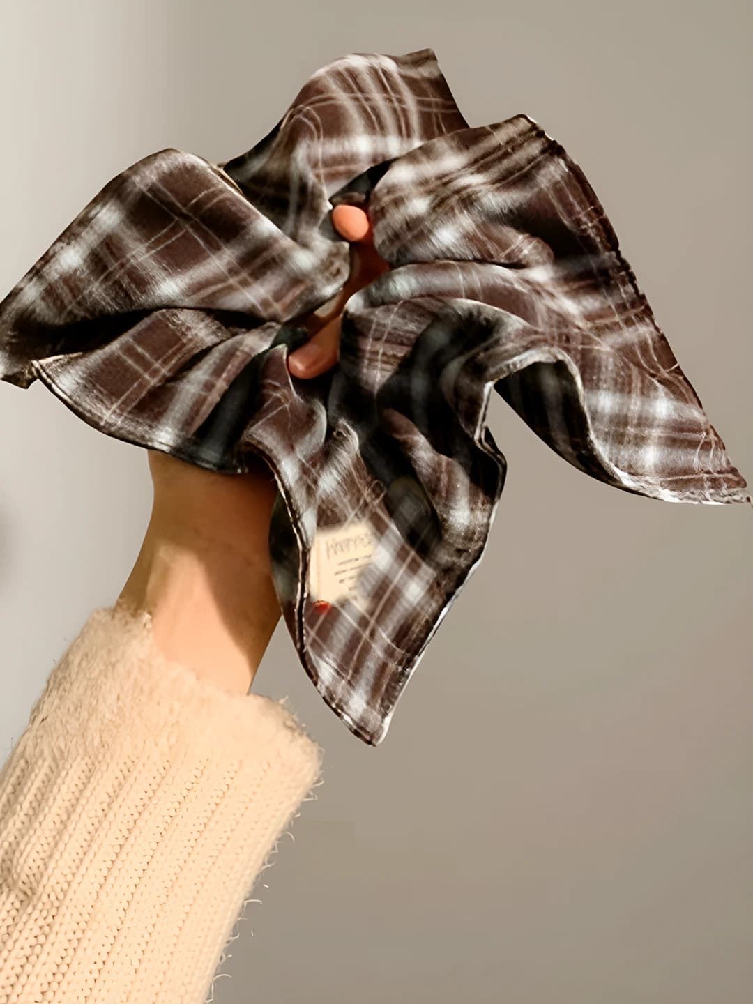 2# Black-blue plaid 22 cm