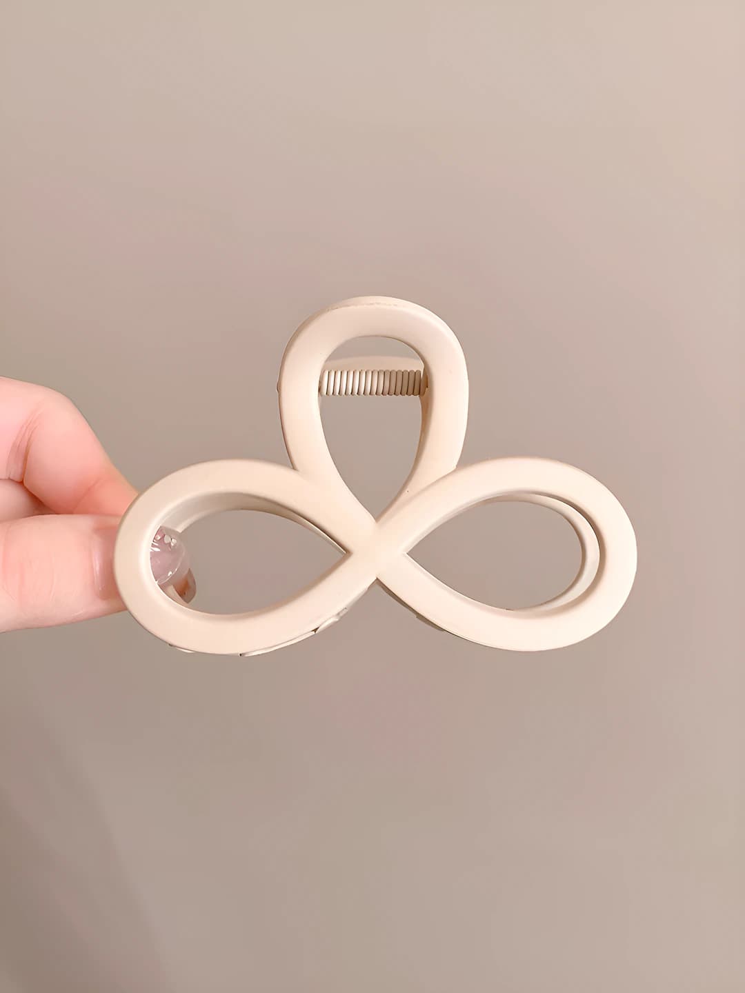 3# Milk tea figure-8 clip
