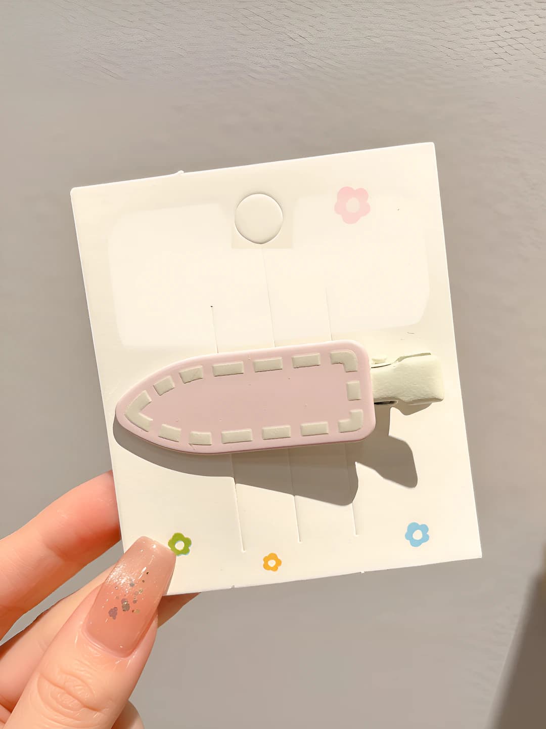 Dashed arrow [pink] ~5.7 cm