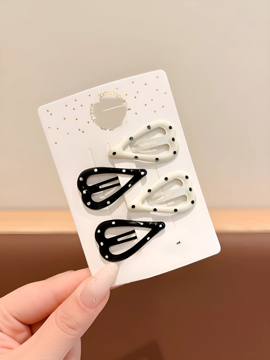 4# Чёрно-белые горох сердце-3.5cm