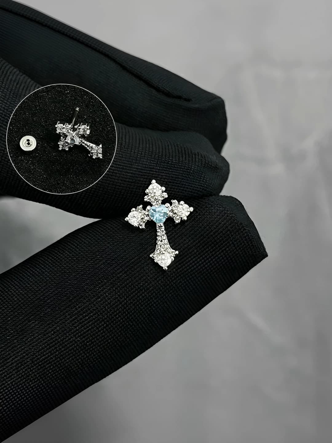 A008803 White gold Light blue 0.8*6mm
