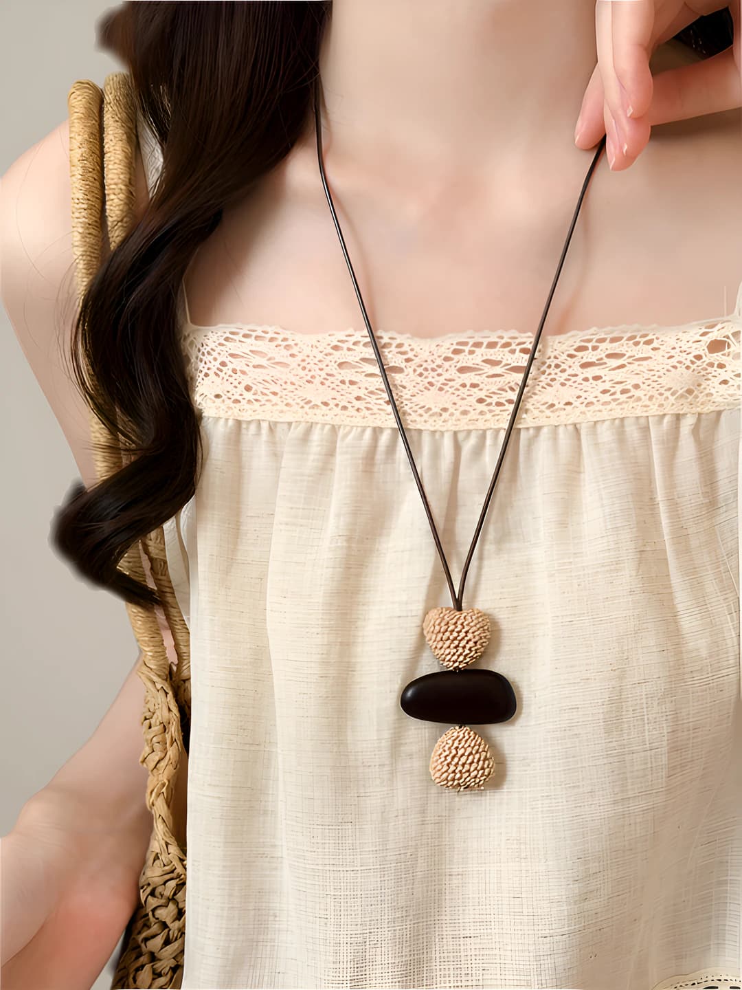 Necklace - Coffee - Black