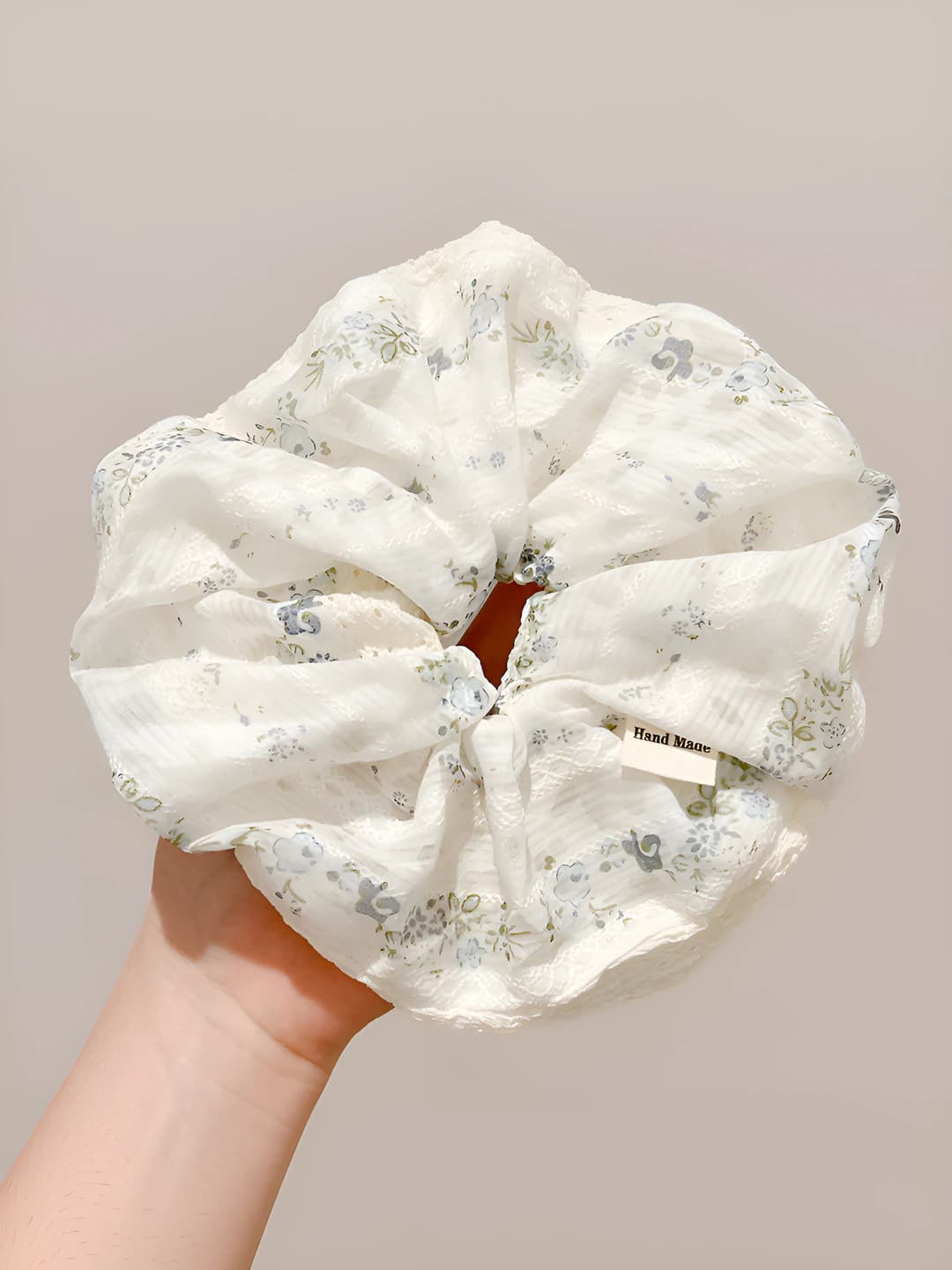 4# Blue floral 19 cm