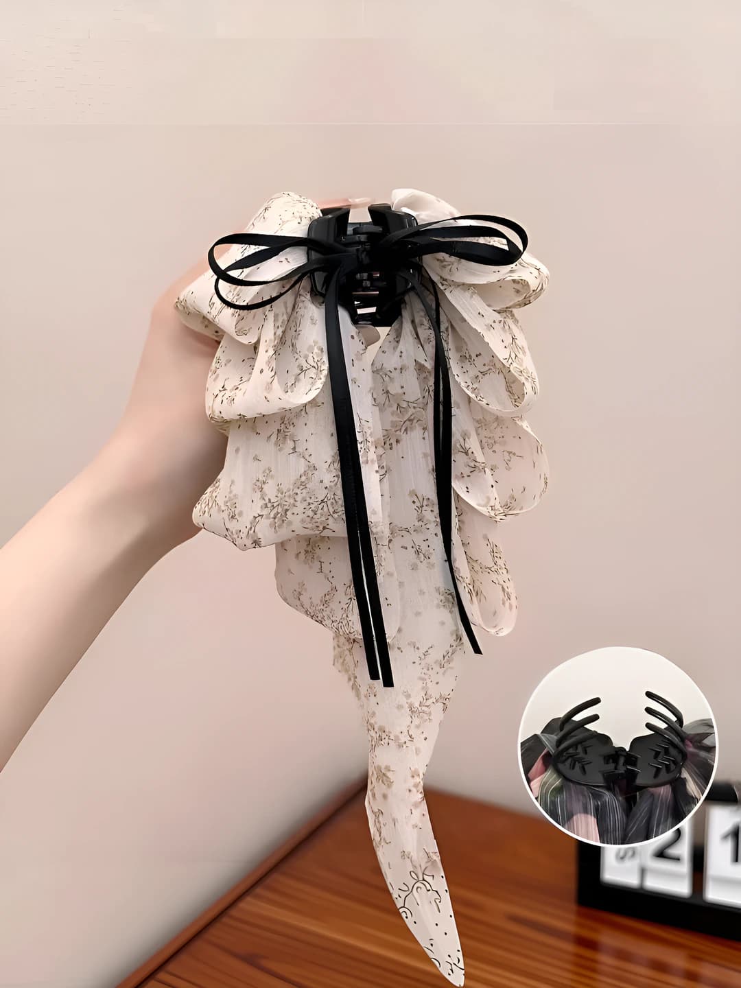White-orange floral - bow 18.5 cm, ribbon 20 cm