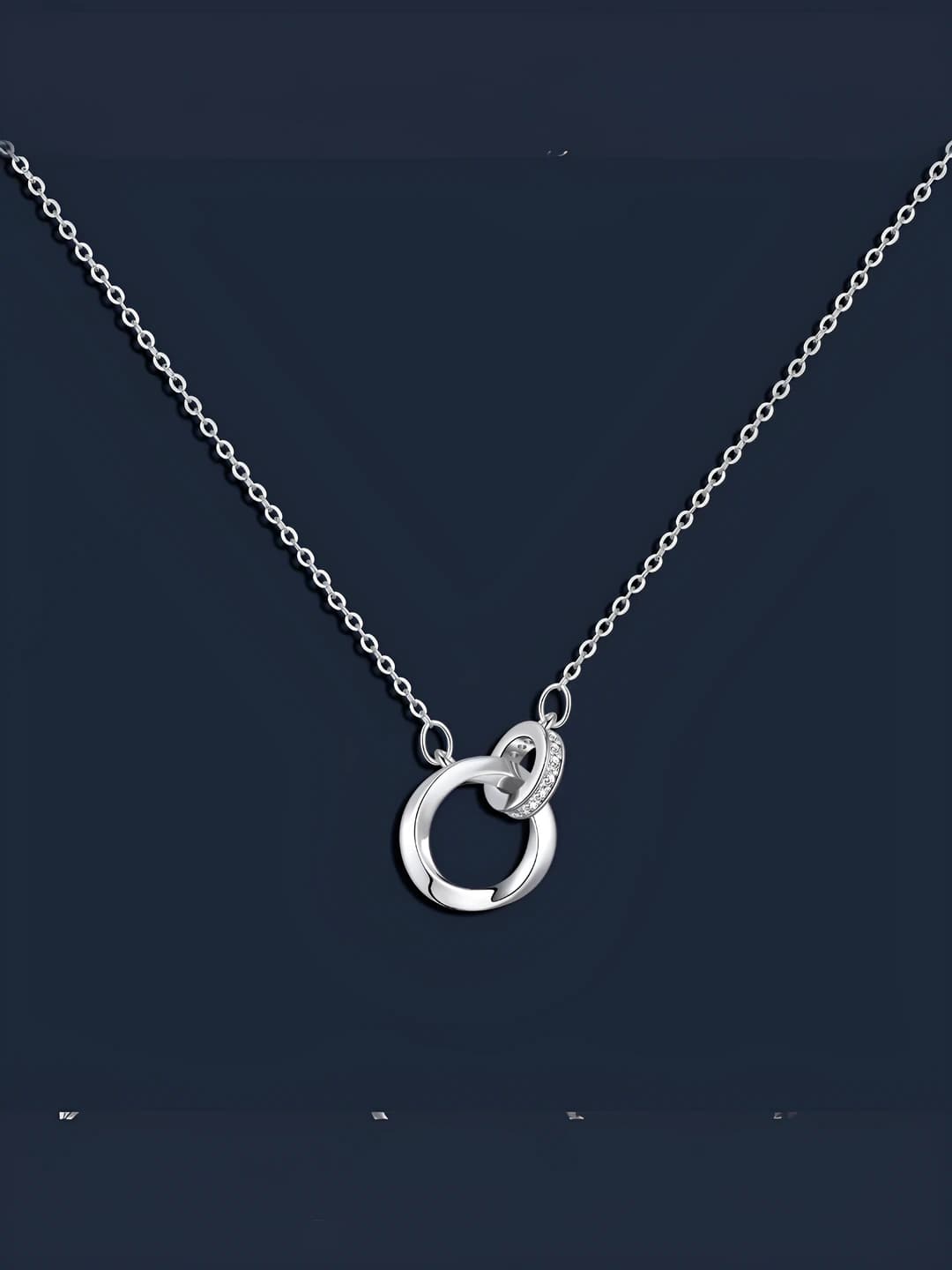 Women's titanium steel Mobius ring pendant necklace, star and geometric design element, casual style