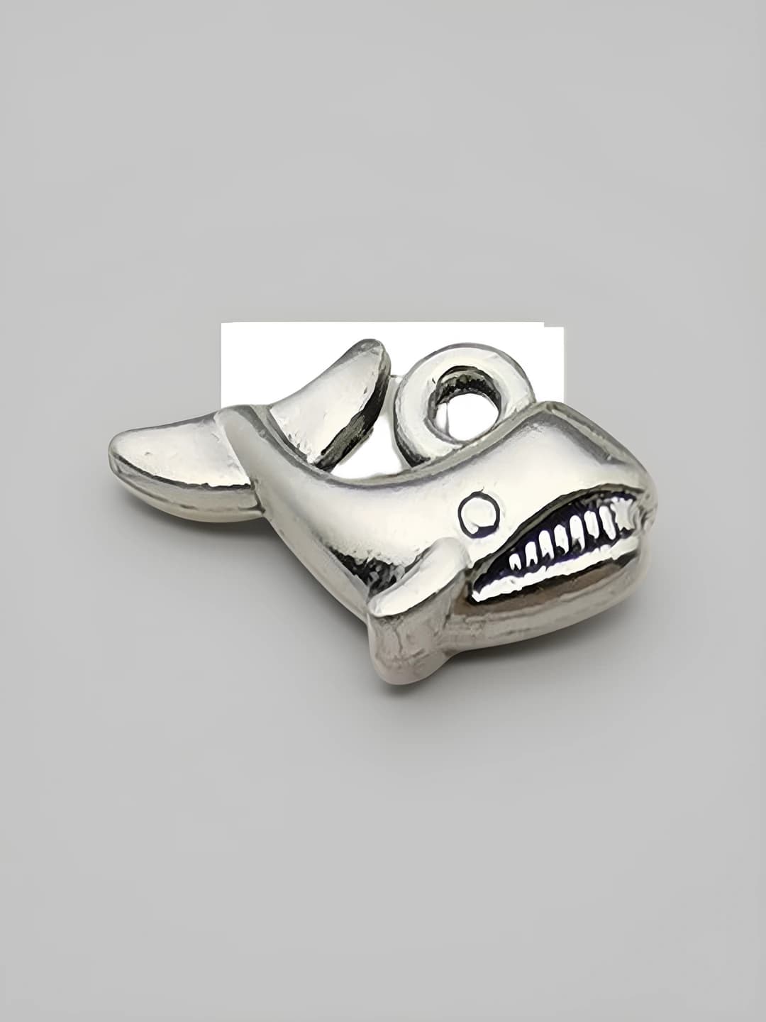 Whale 15x13mm