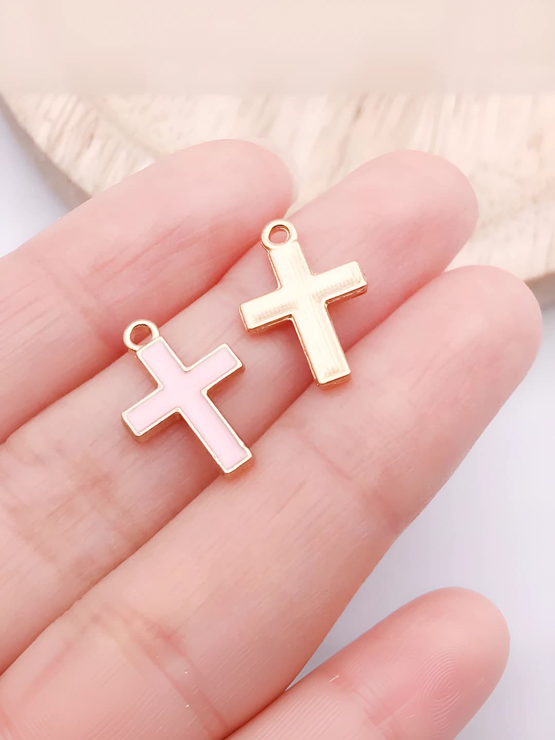 1 шт Розовый эмаль крест 10x16mm-0.5g