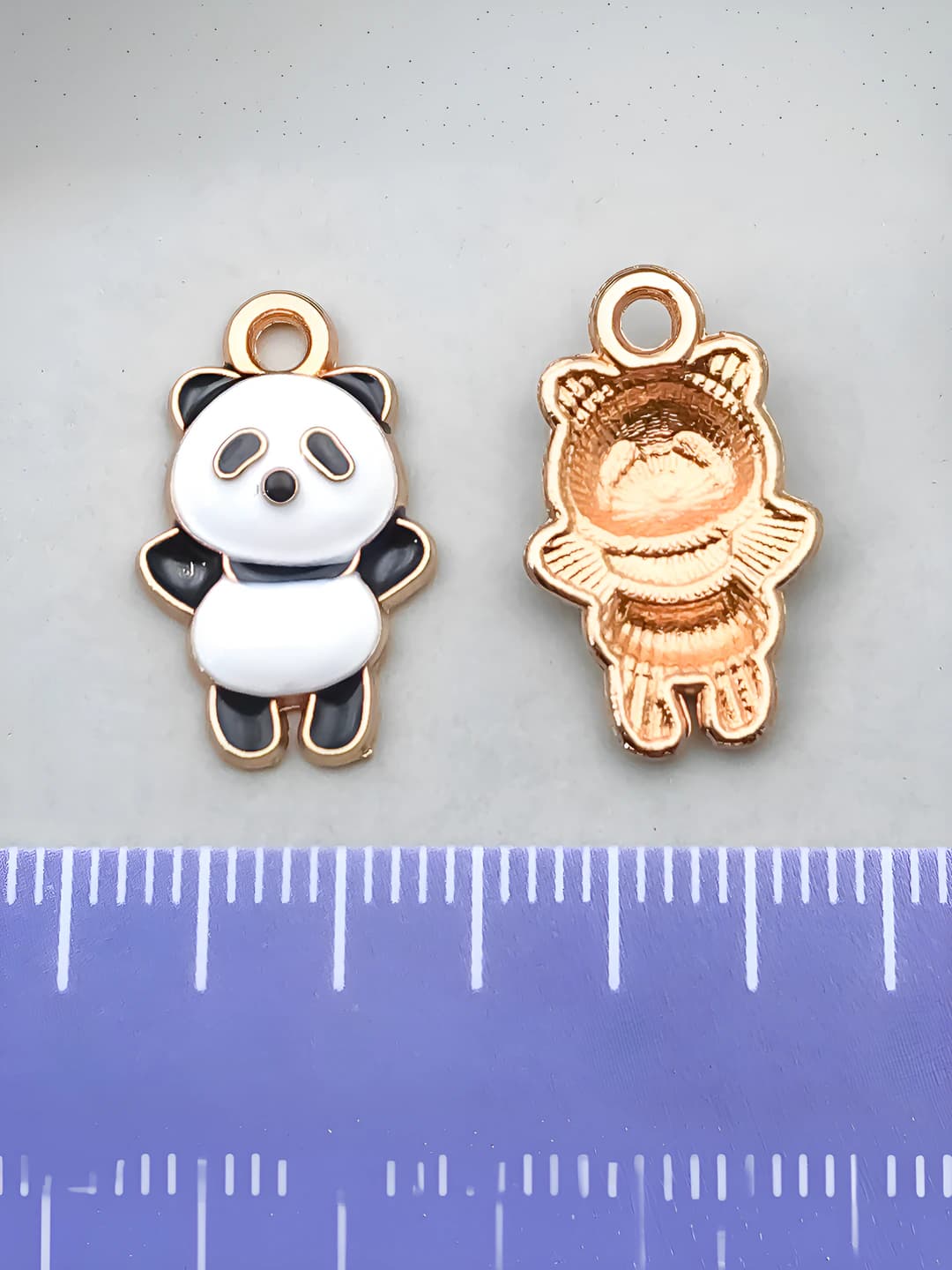 1 шт Стоящий панда 18x11mm 0.8g