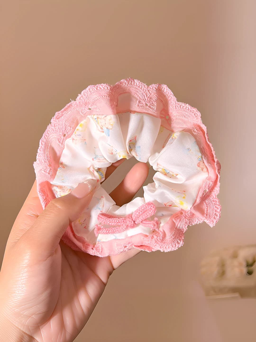1# Bow scrunchie, pink, 10 cm
