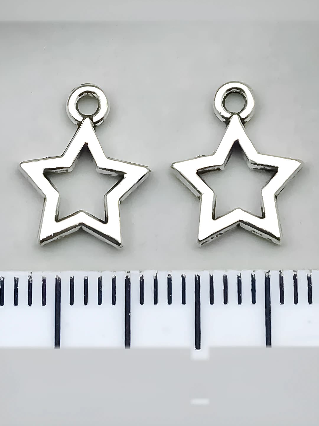 1 шт маленькая пятиконечная звезда 10x12mm-0.4g