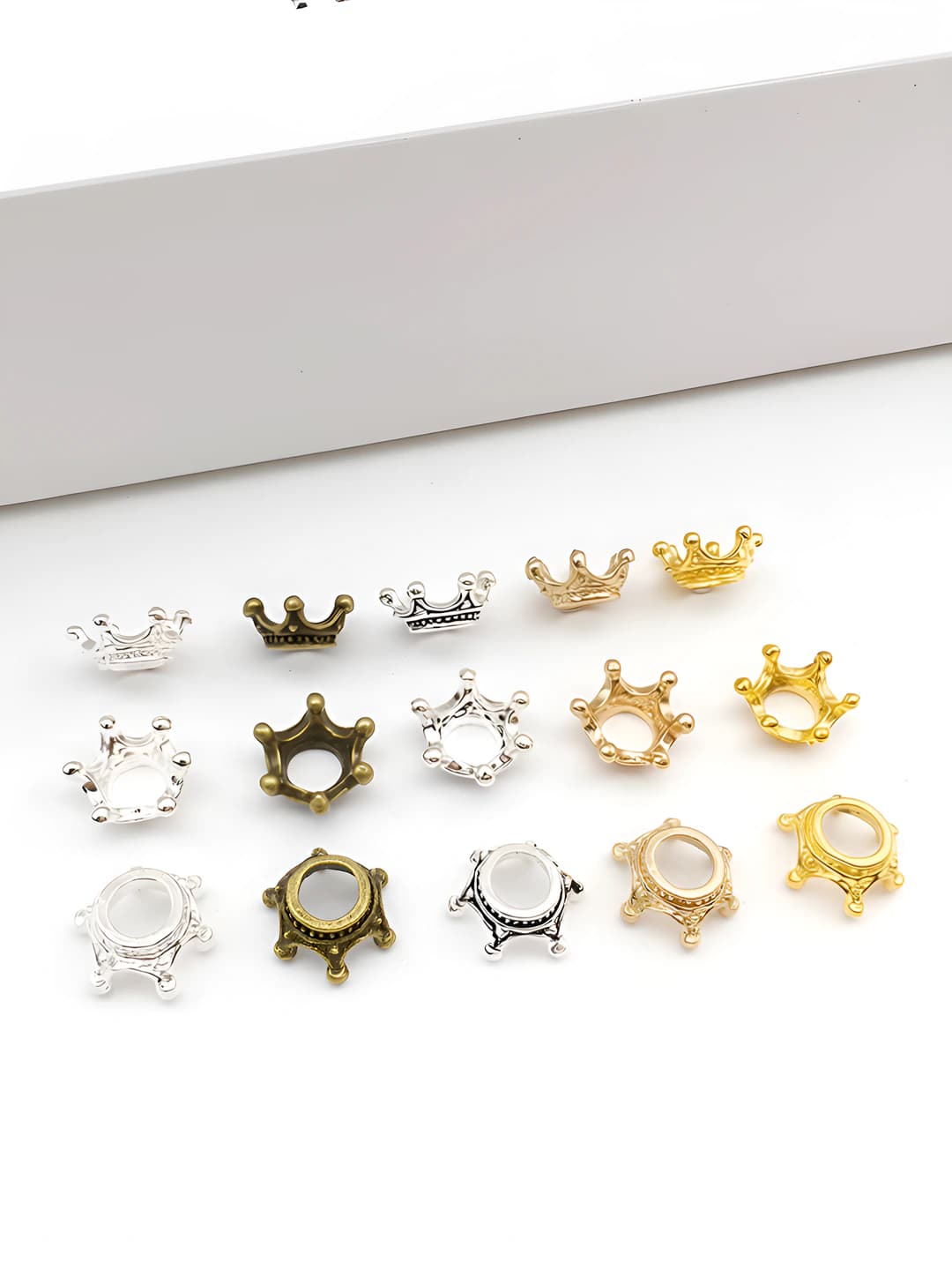 Women's crown-shaped alloy DIY charms, cartoon style, gold plating