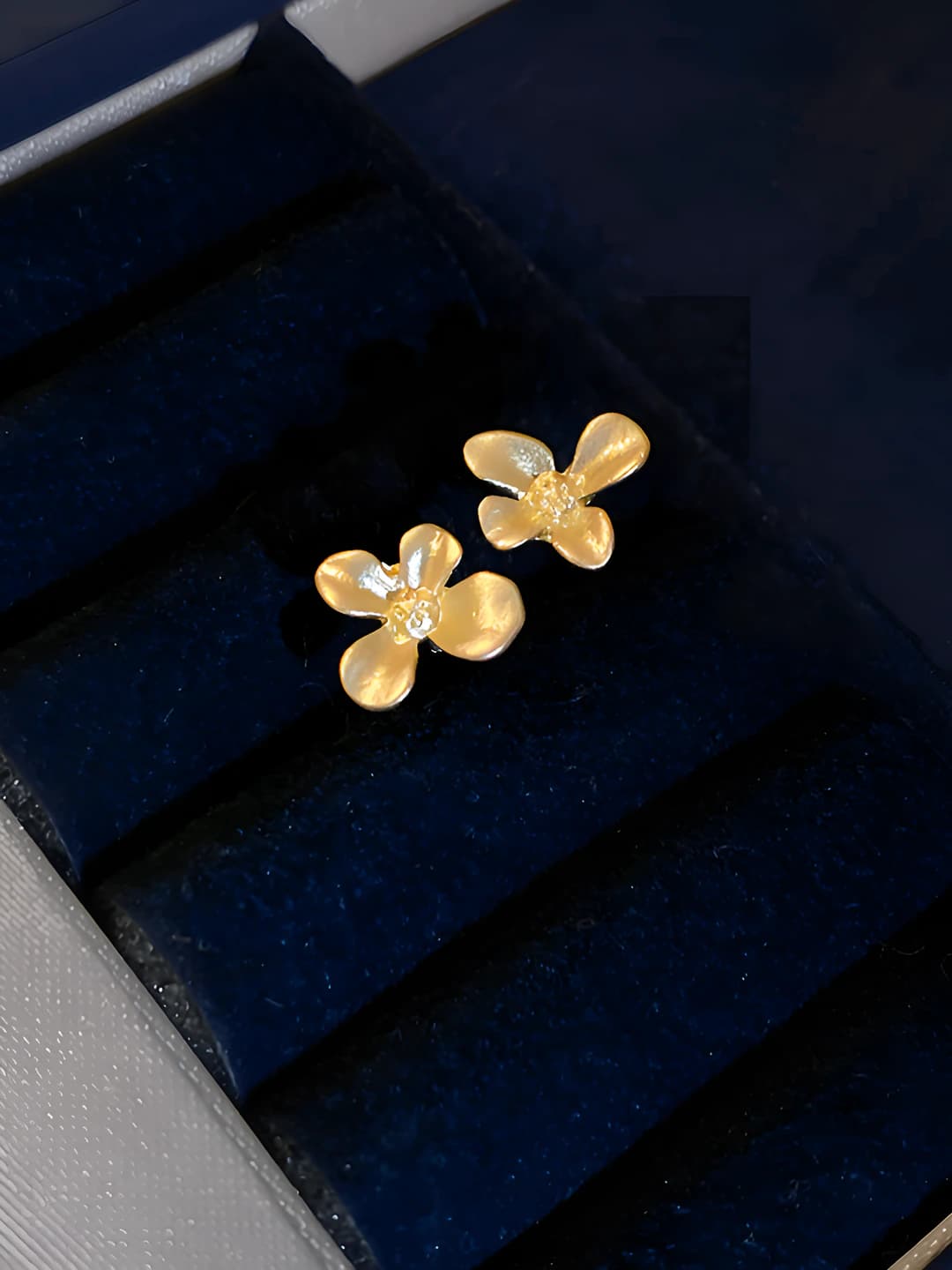 13# Silver Post - Matte Gold