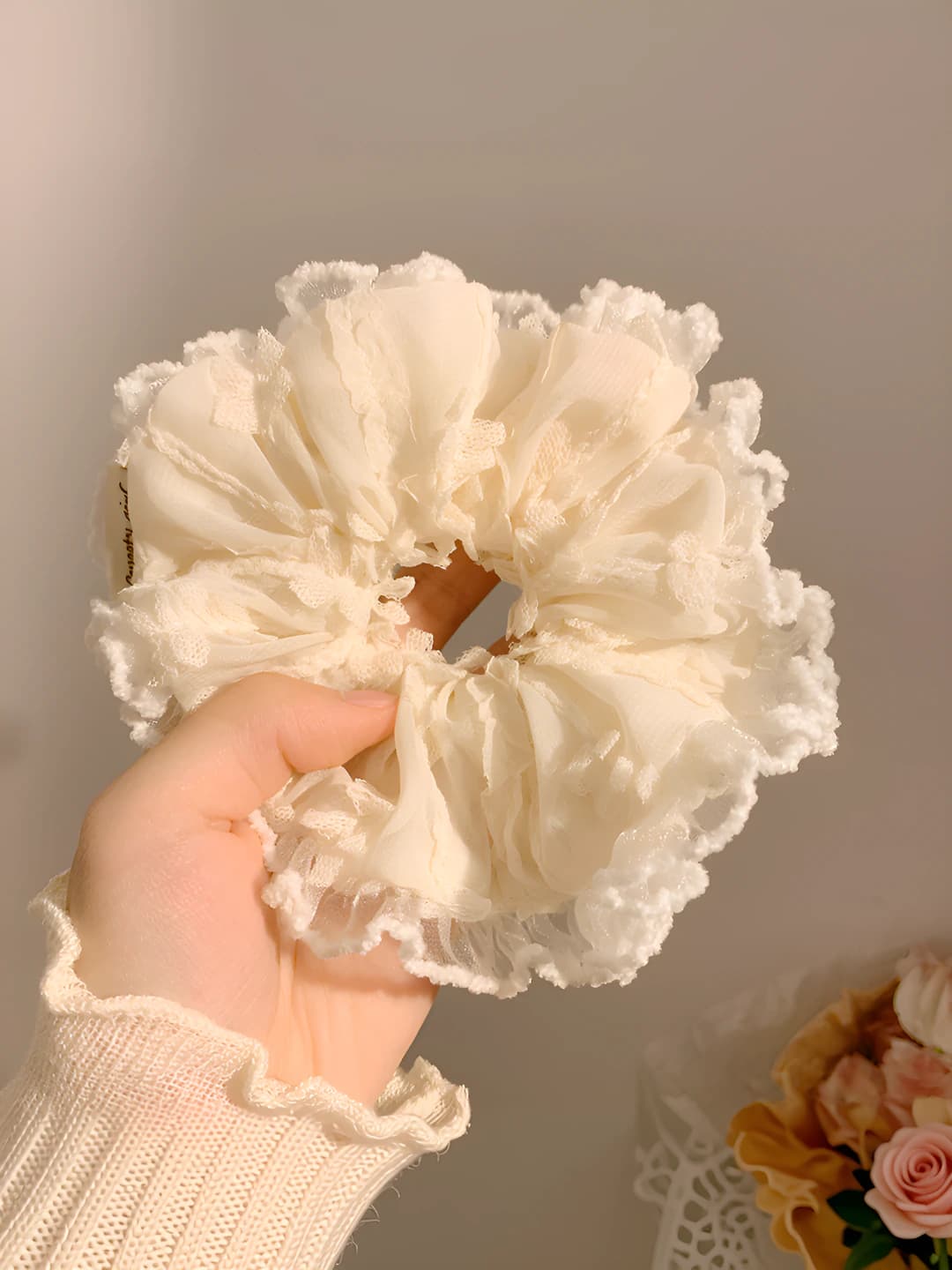 White lace 11 cm