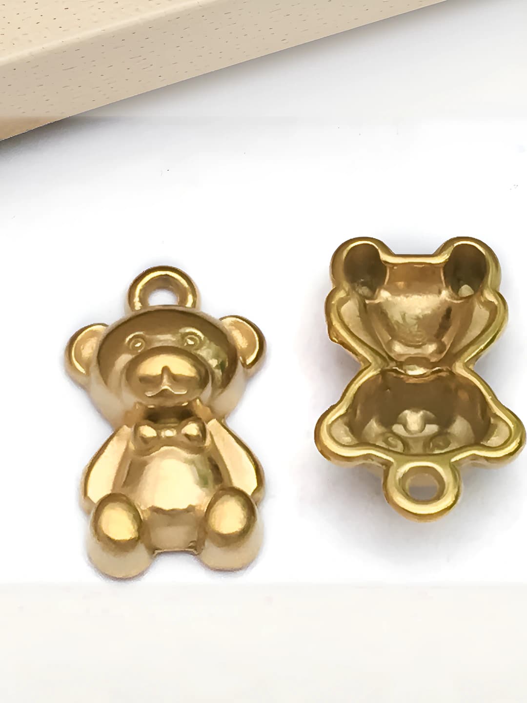 Золотой стальной маленький медвежонок, 9x15x4mm