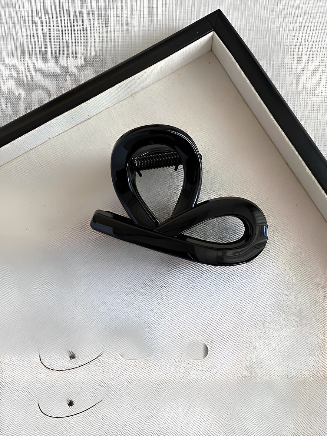 6# Qora ~8 cm
