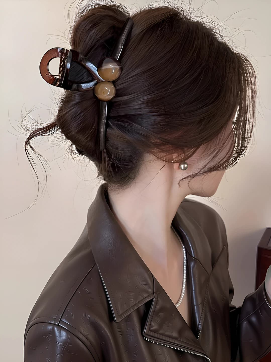 5# Brown gradient double bead hair claw - 12.5 cm