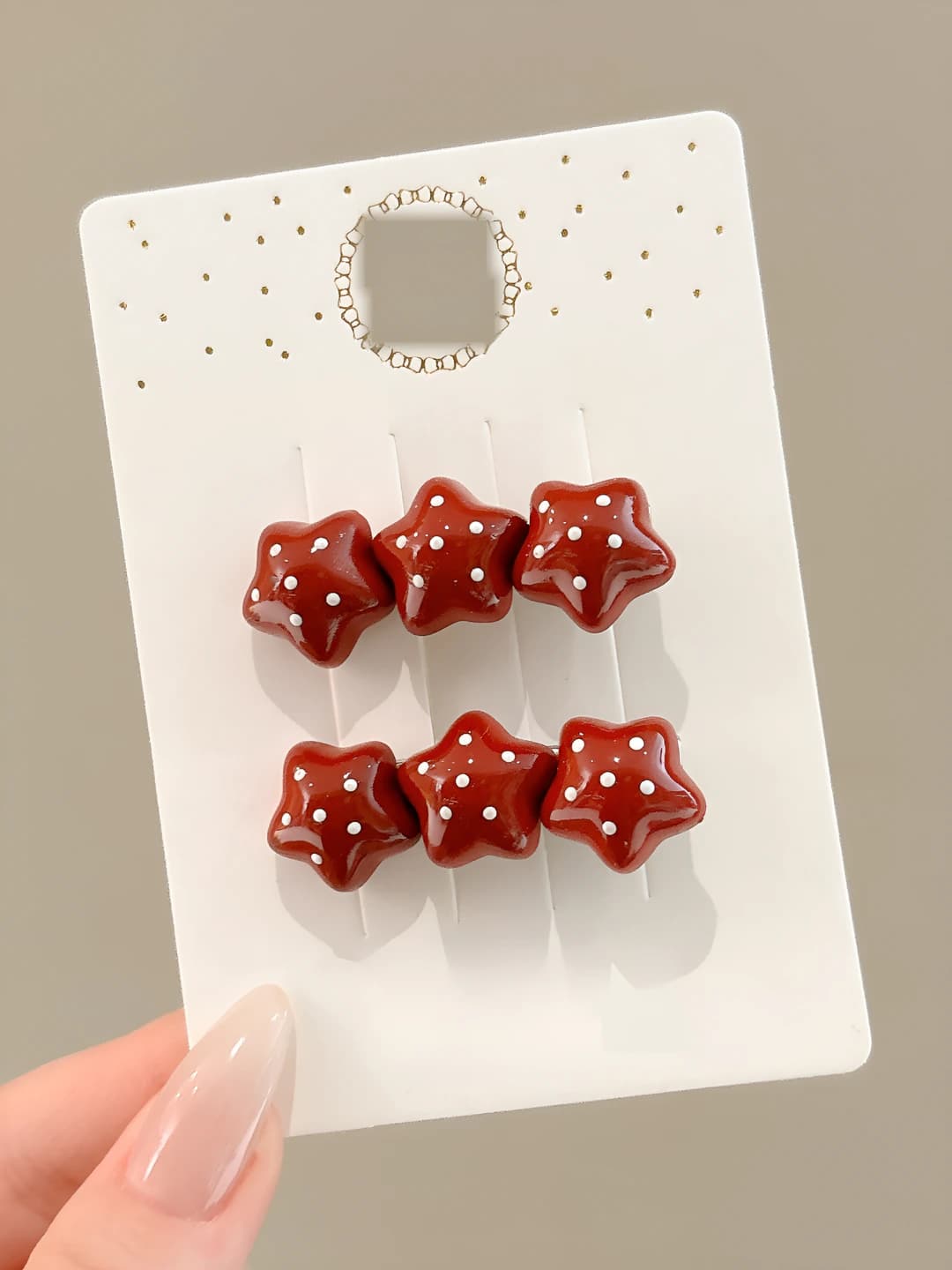 Wine red star 4.5 cm