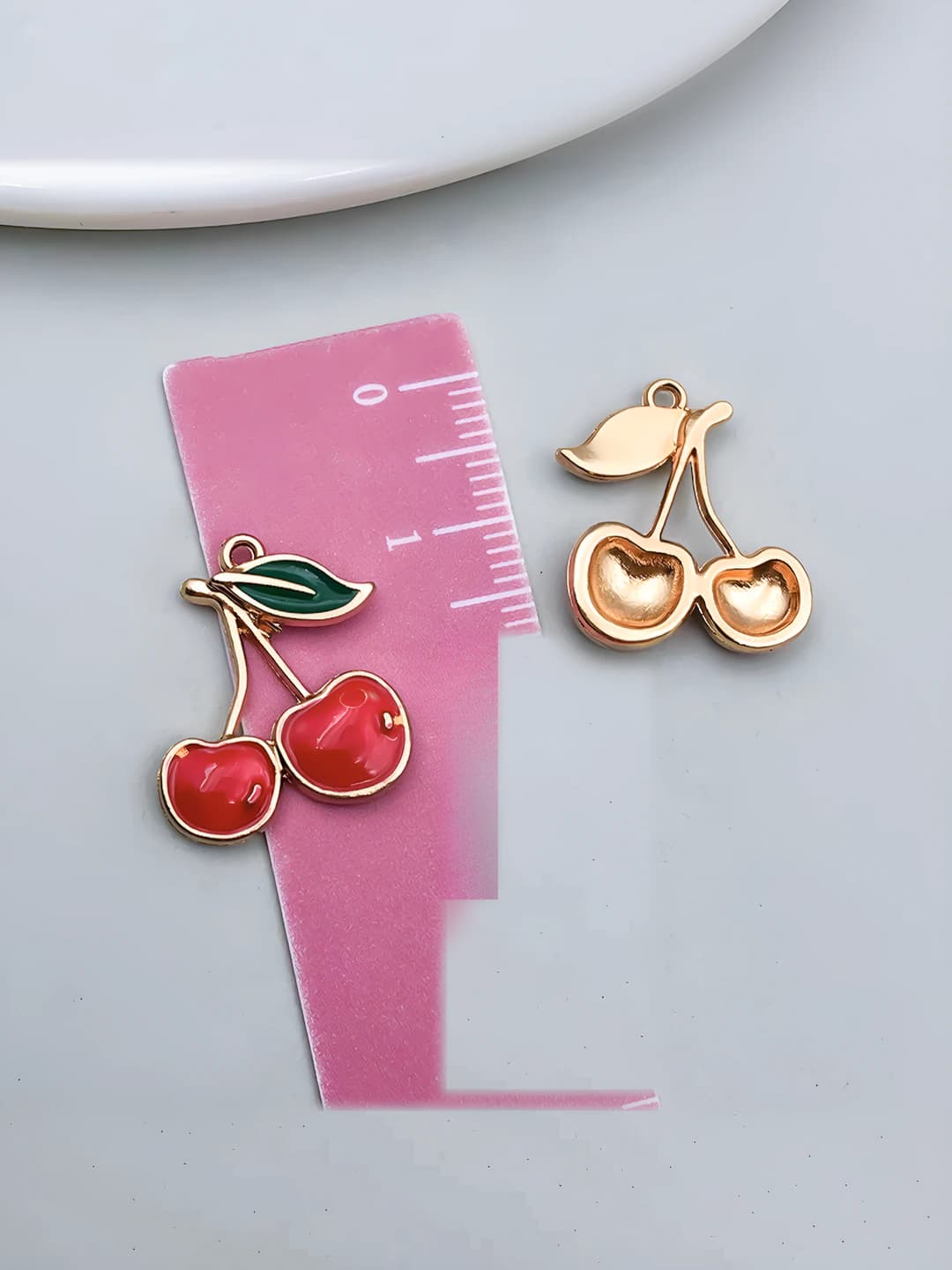 1 шт Красная эпоксидная вишня 19x18mm-1.3g