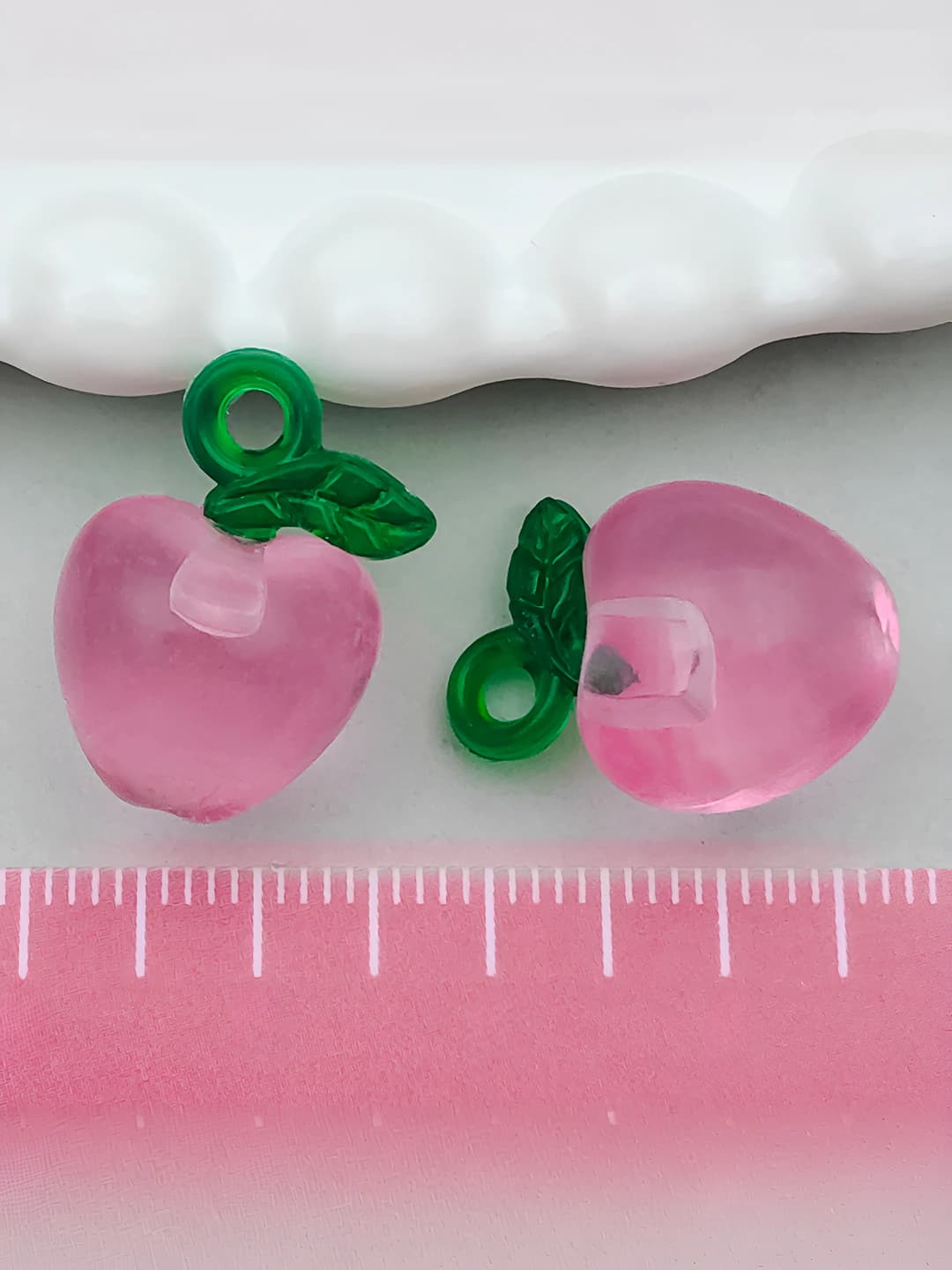 1 ta Pushti akril olma 20x14mm-1.76g-22167