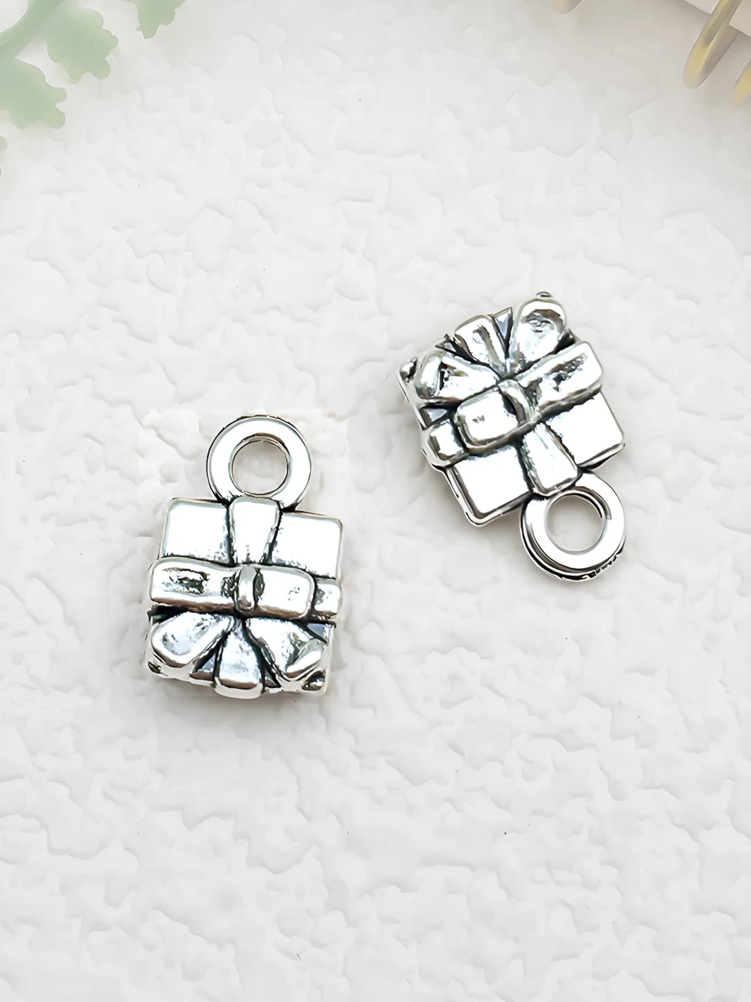 1pc Square Christmas Gift Box 8x11.5mm-0.8g-11213