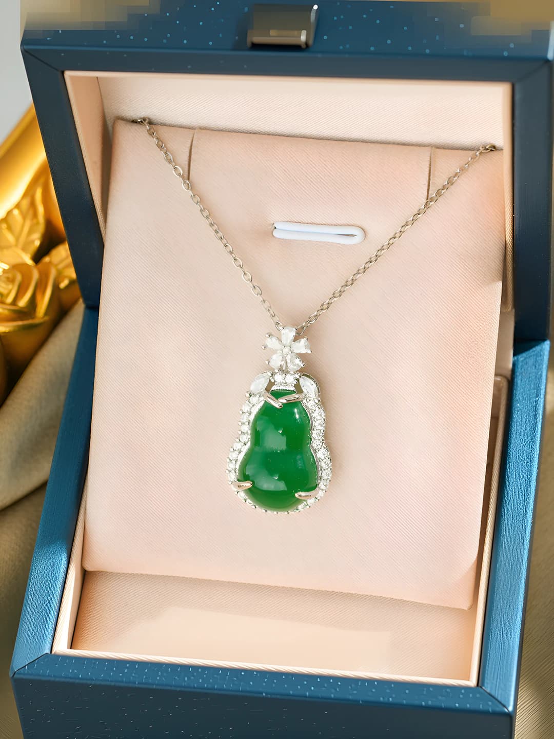 159-5 Clear green stone - Silver green