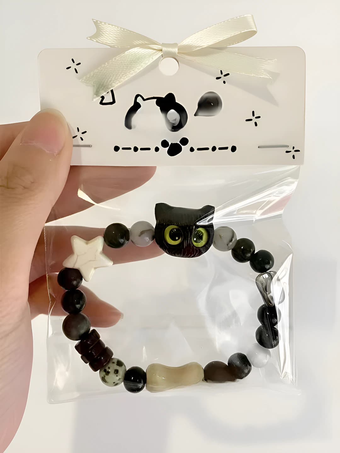 Women's beaded bracelet with black sesame and cute cat head, handmade, mixed materials, cartoon style