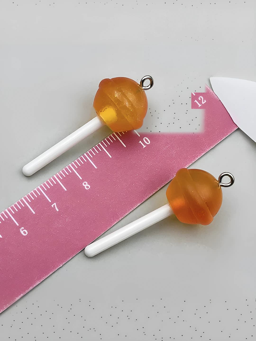 Clear orange, 42x16x16mm, 2.1g