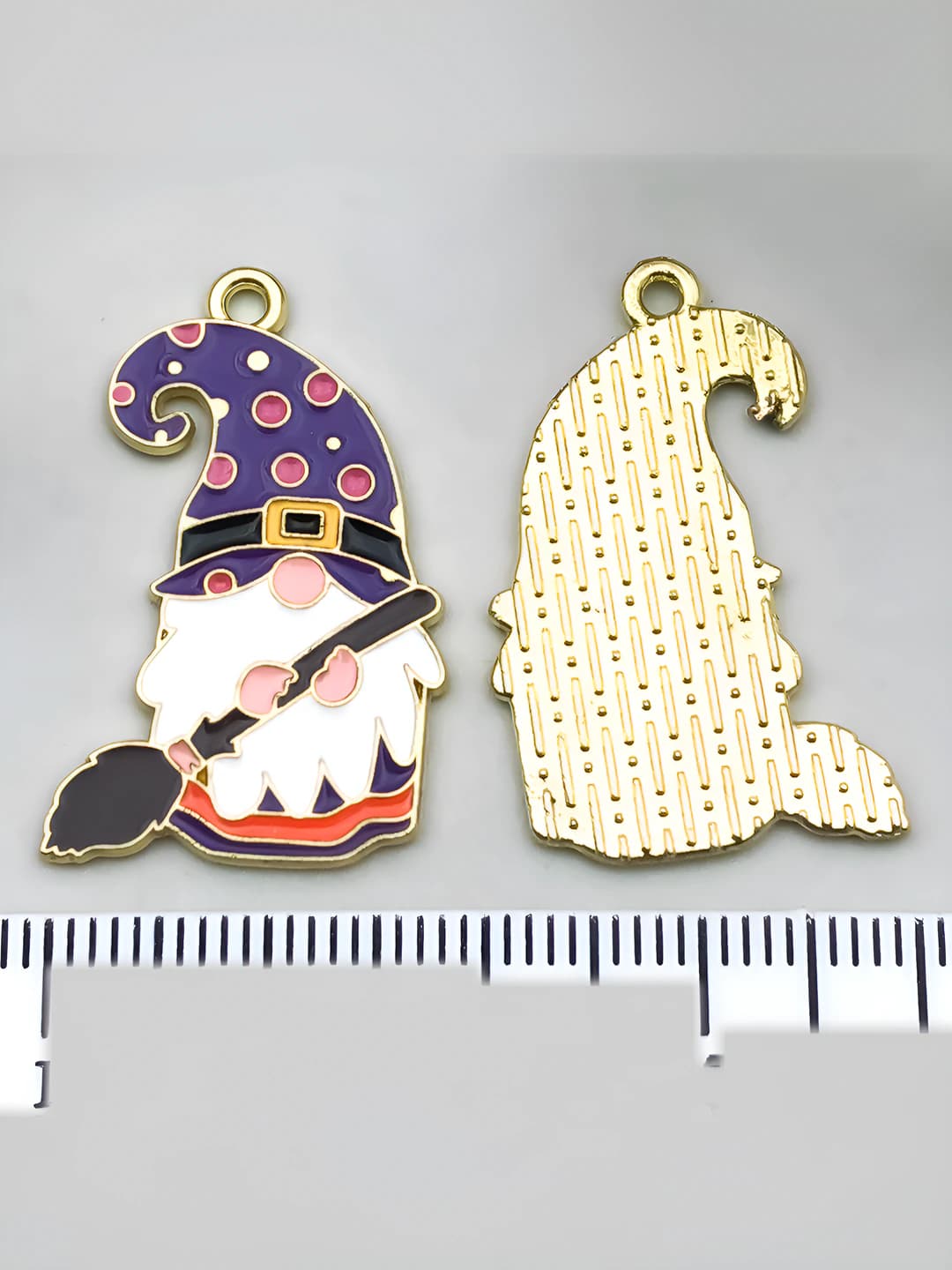 Фиолетовый гном, 30x19mm, 1.9g
