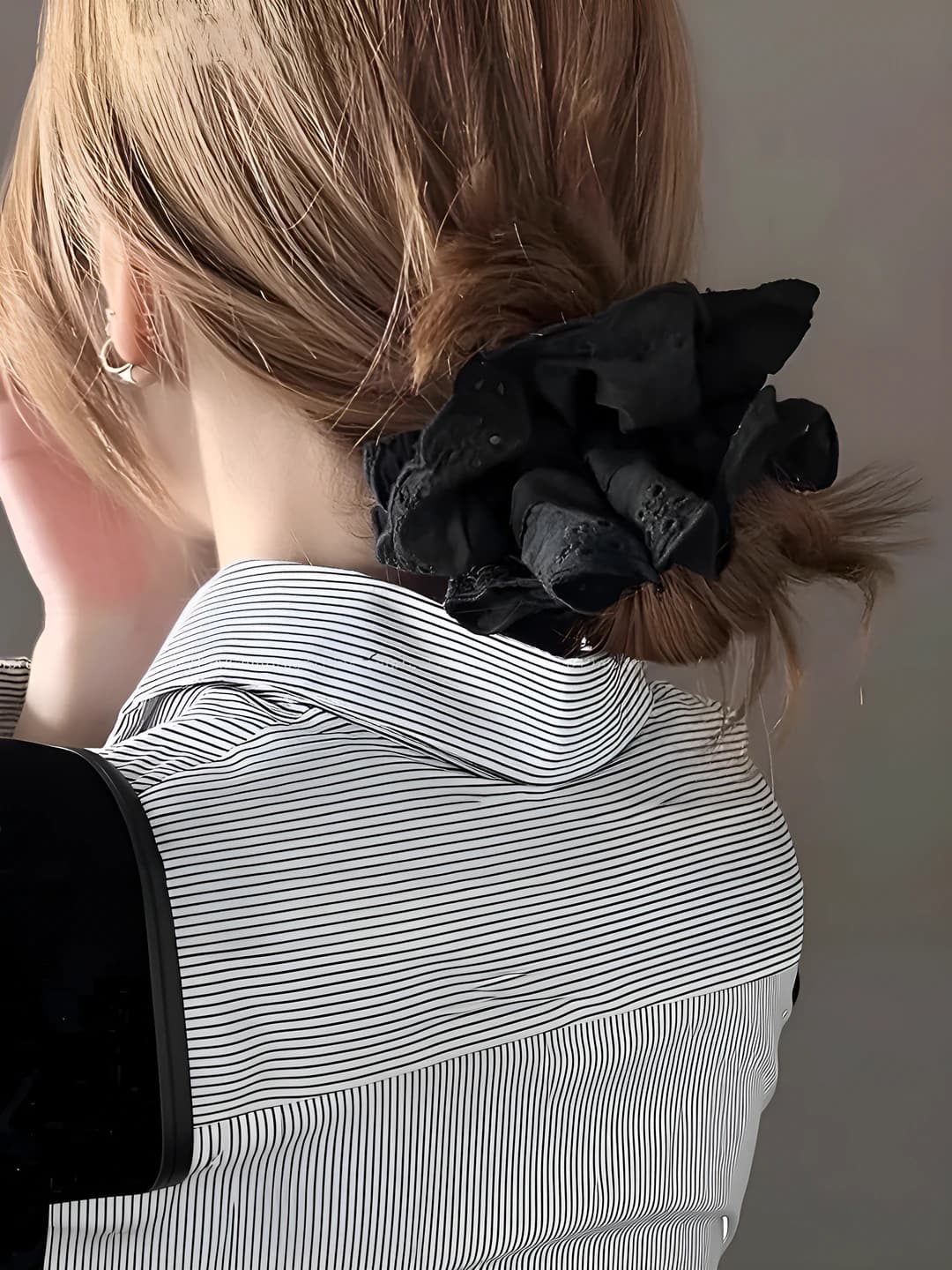 2# black lace scrunchie (4 layers)