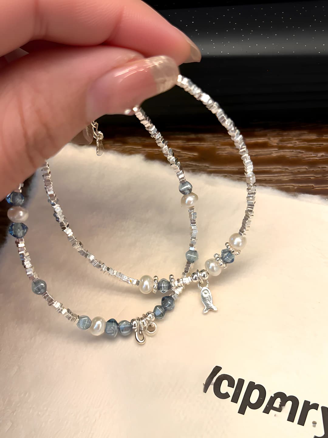 Women's beaded bracelet with fish charms, blue, ins style design element