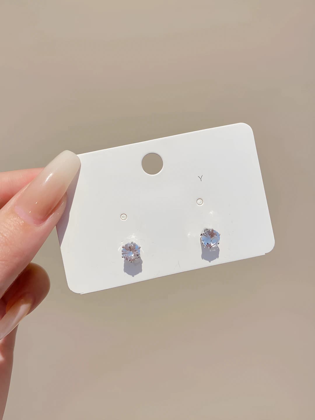 2# Medium zircon studs