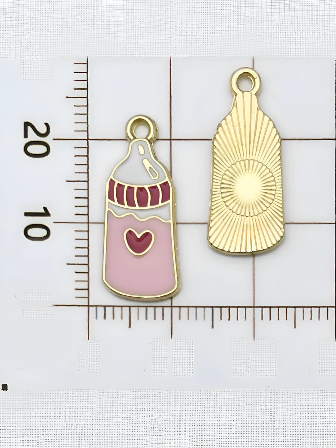 1 pc pink baby heart bottle 23x10mm-1.1g