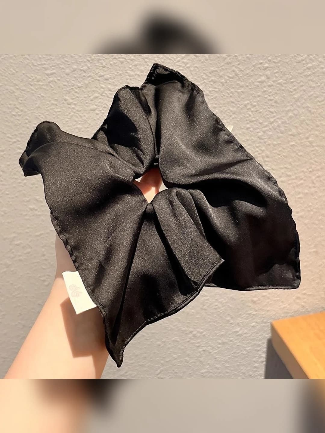 Oq kvadratli soch tasi ~16 cm