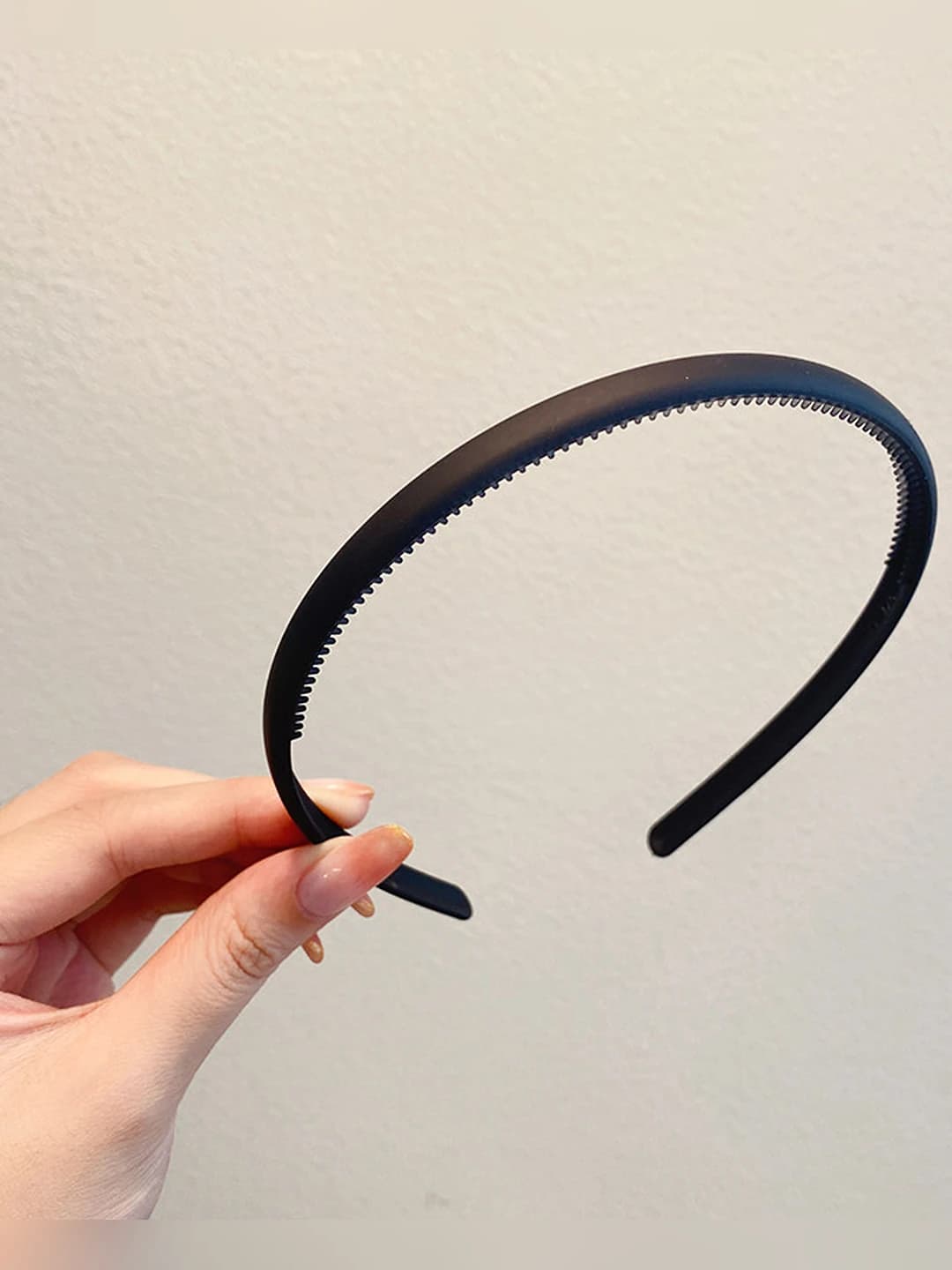 Medium straight headband