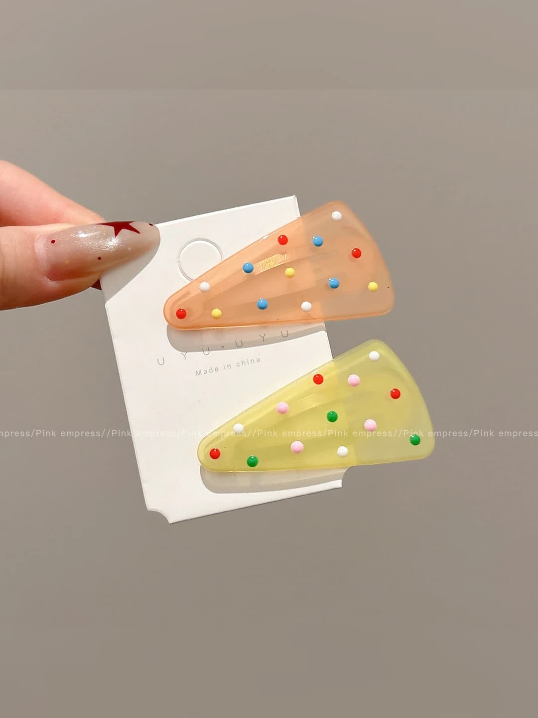 Orange + yellow, triangle clip