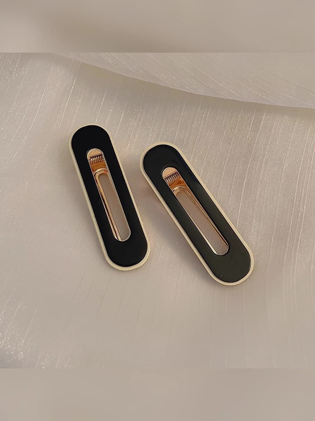 Black cutout, 2 pcs