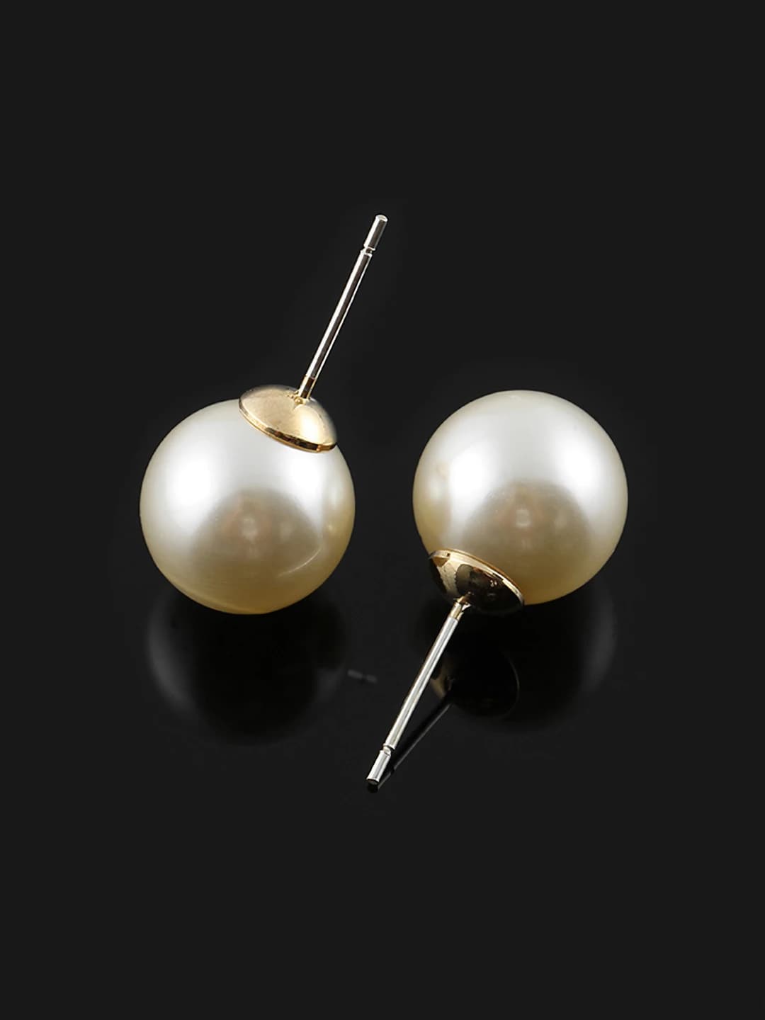With piercing. Silver post. White pearl. 12mm