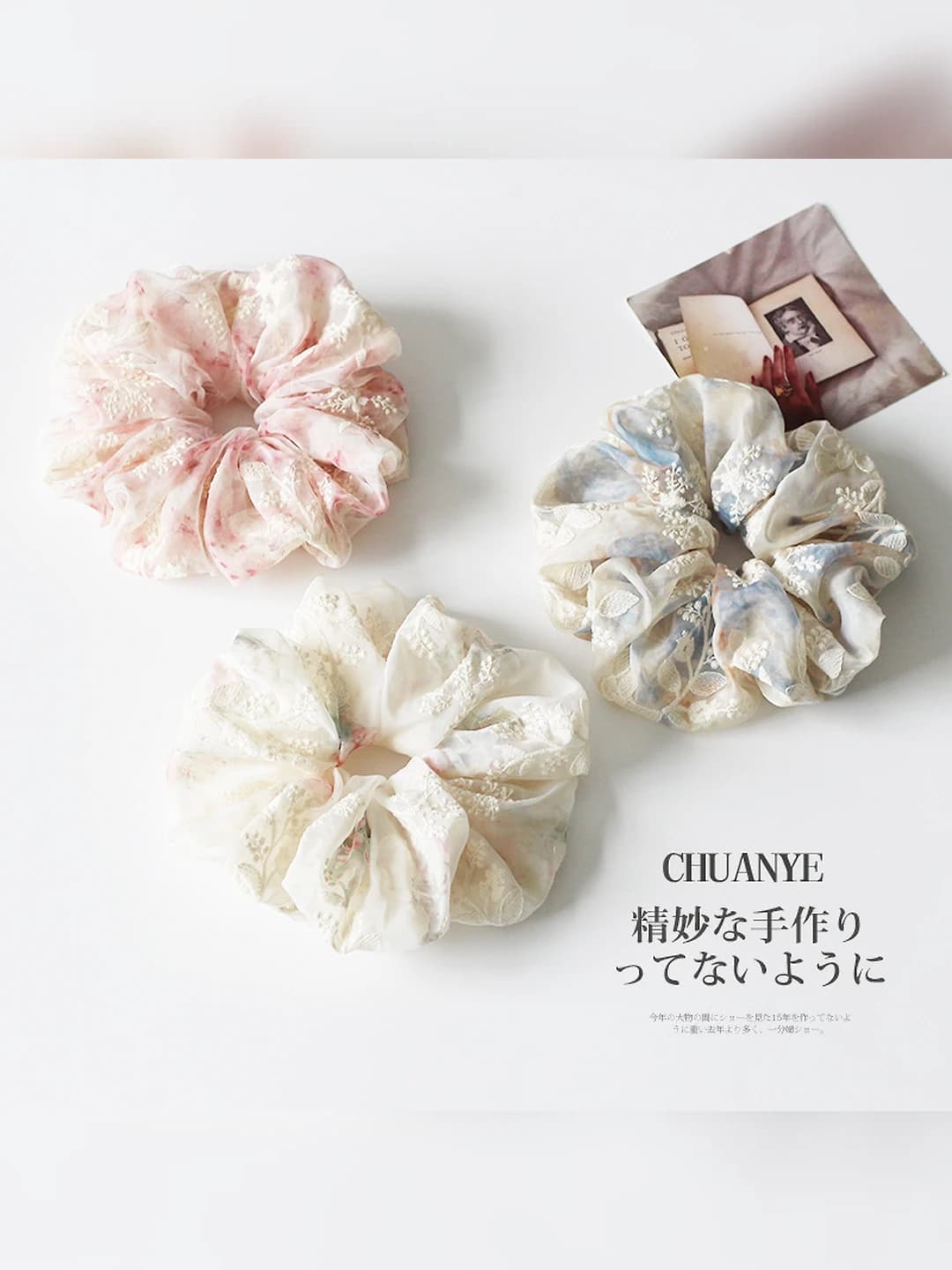 Ayollar uchun katta o'lchamli, kashtali, elastik, poliesterdan ishlangan, gullar naqshli, shirin uslubdagi rezinkalar