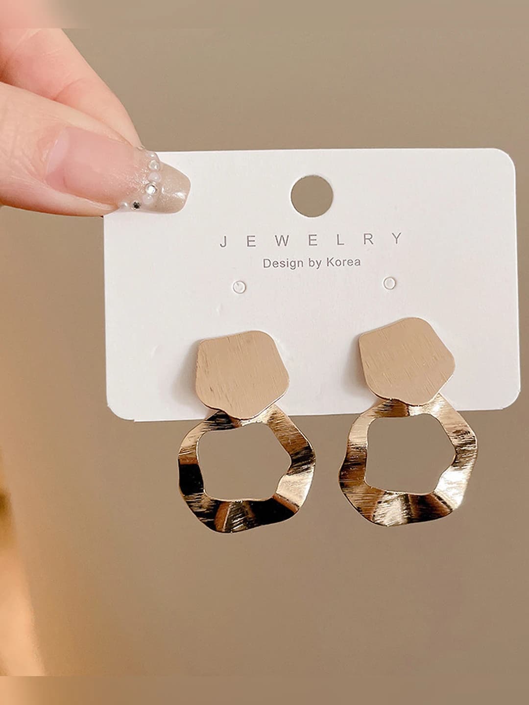52# Irregular ring