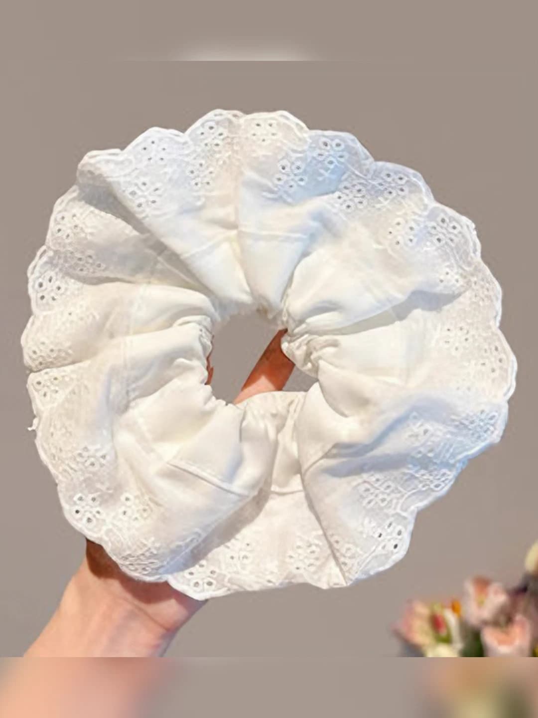 1# White lace (4 layers) 12 cm