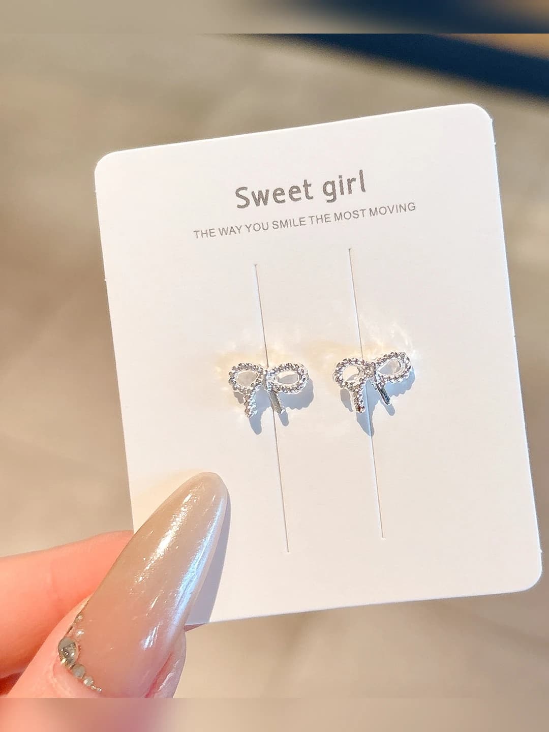 19# Small studs - Bow