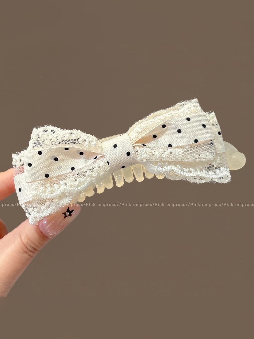 Polka dot white banana clip 12.5 cm