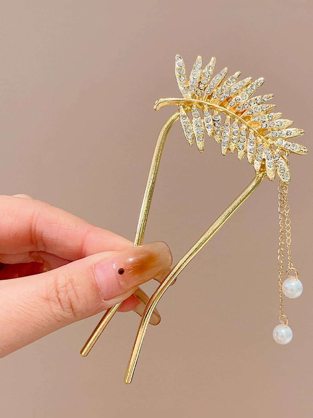 Gold leaf pearl tassel hair pin 11 cm