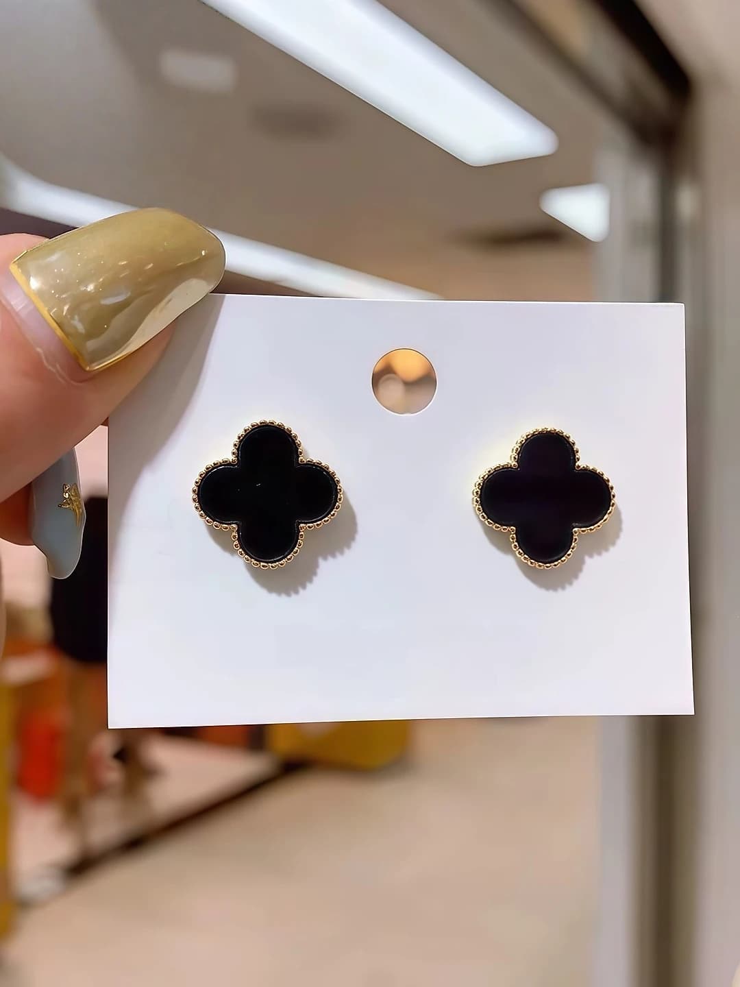 1# Four-leaf clover, black, pair