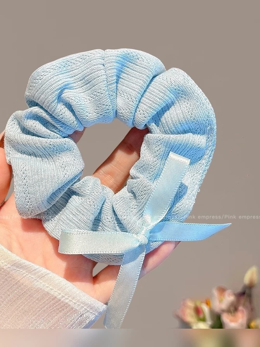 Knitted, 10 cm