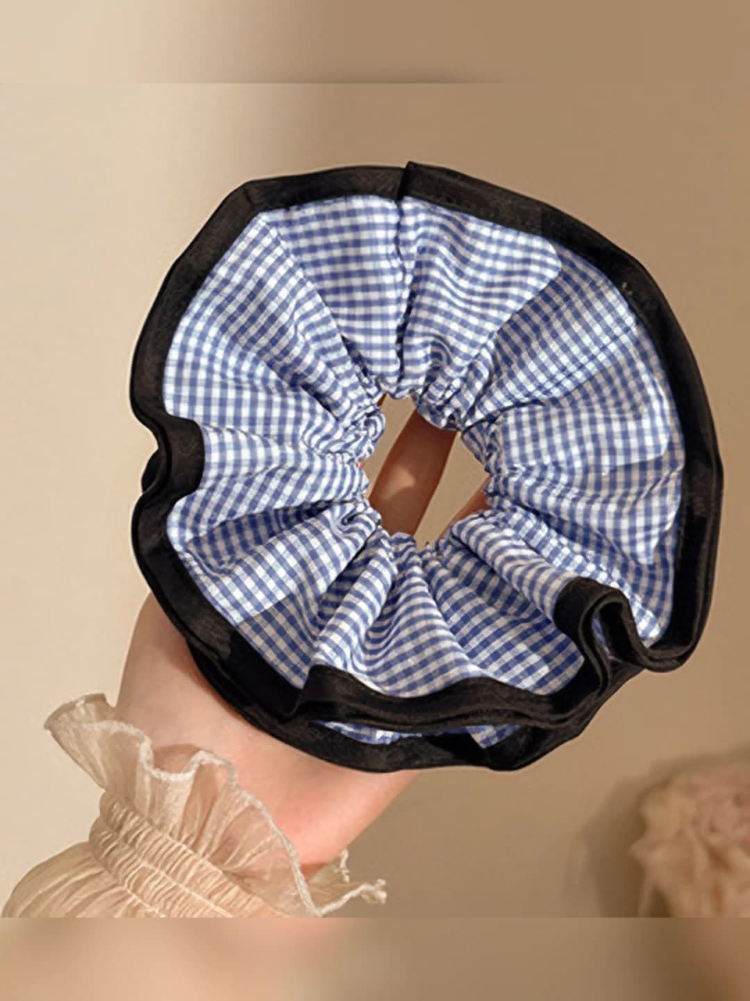 1# Black edge blue plaid
