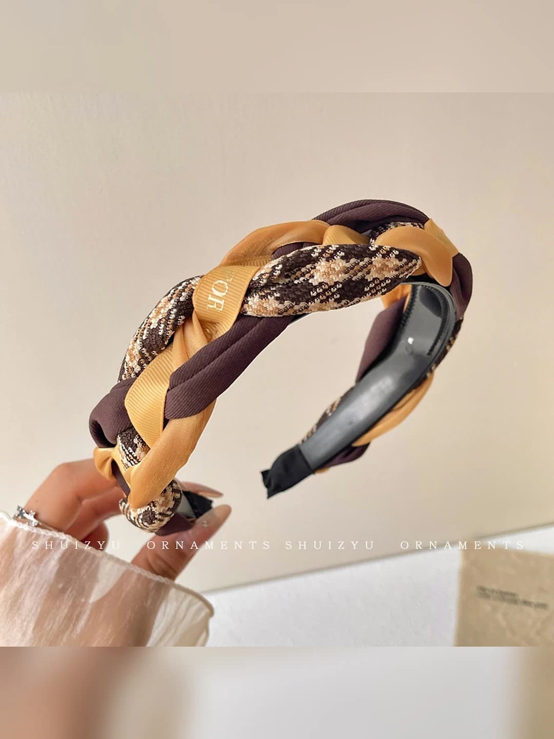 Yellow-brown