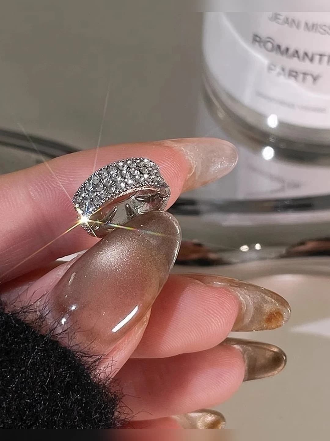 1# Rhinestone hair clip, ~1.5 cm