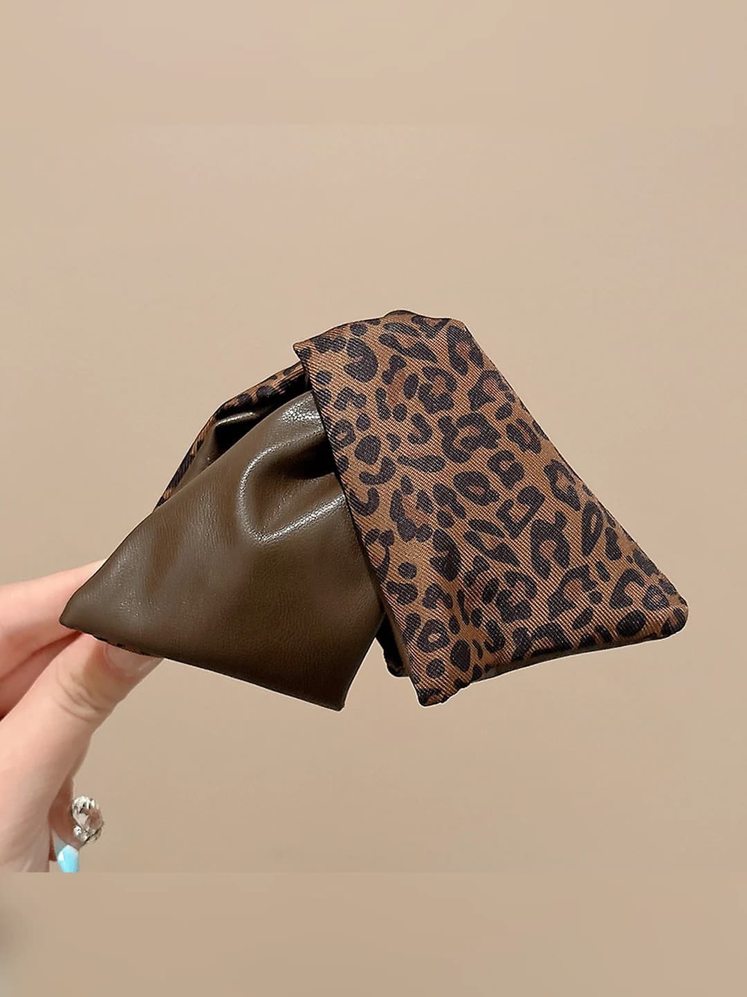 Brown, leopard, 13 cm