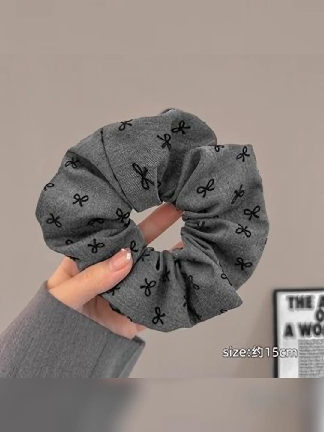 Grey bow, 12 cm